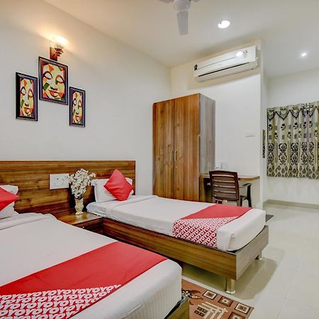 Hotel O Plus Corporate One Khapa  Exterior foto